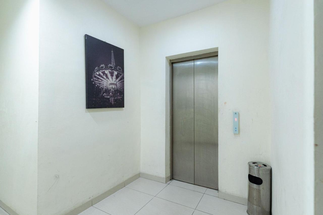 Reddoorz At Nagoya Indah Batam Hotel Екстериор снимка