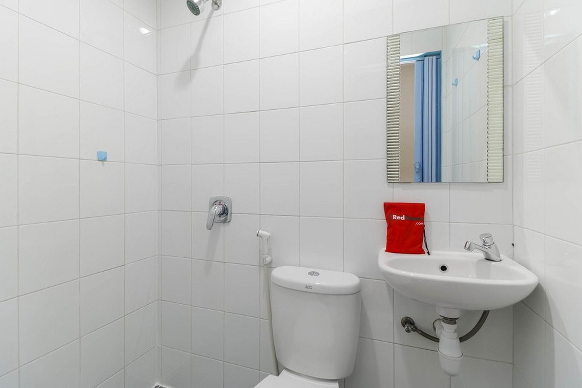 Reddoorz At Nagoya Indah Batam Hotel Екстериор снимка
